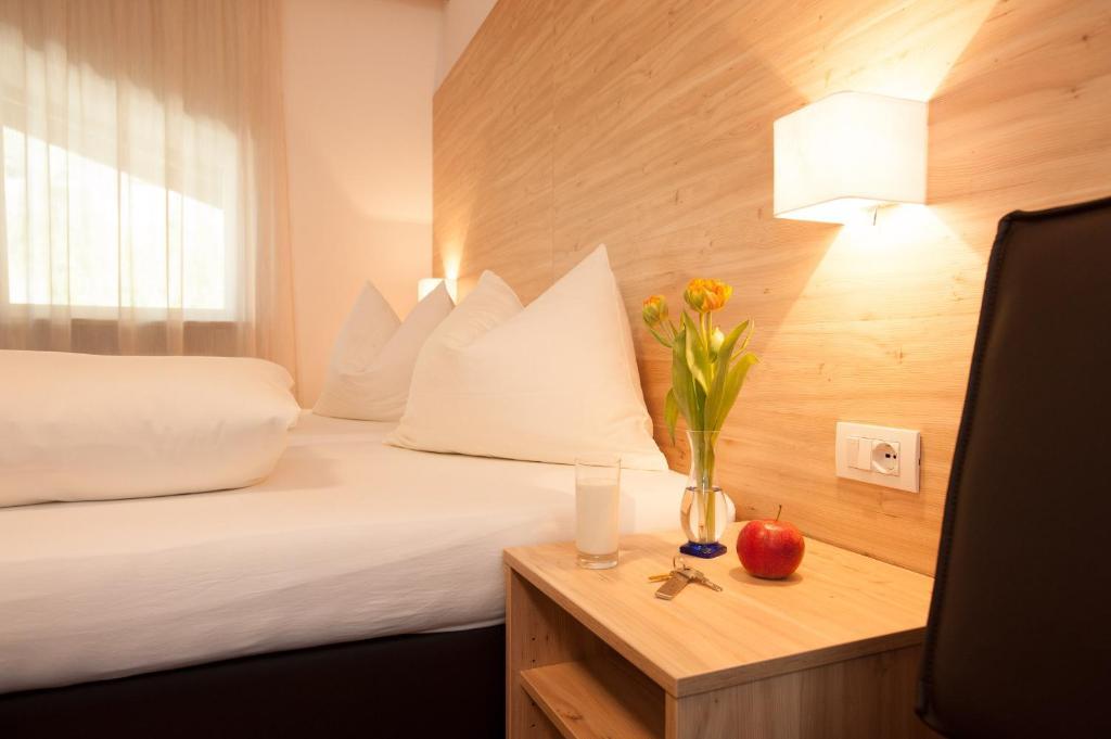 Hotel Stifter Lutago Phòng bức ảnh